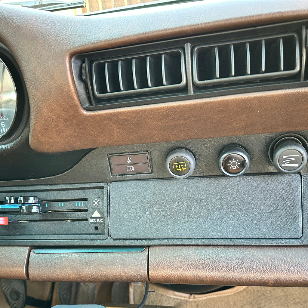 BLKBOX Media Player for Porsche G Model